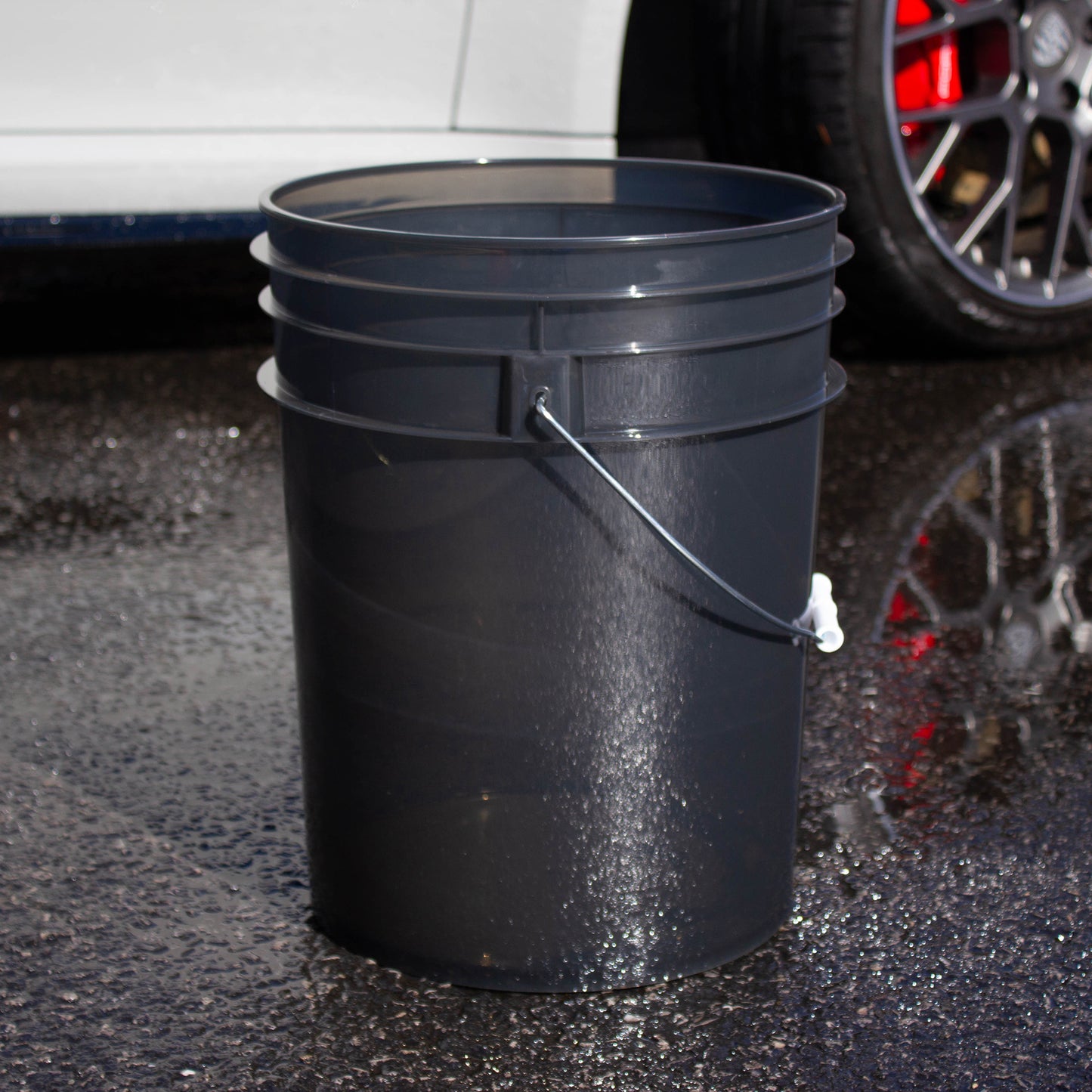 Transparent Detailing Bucket