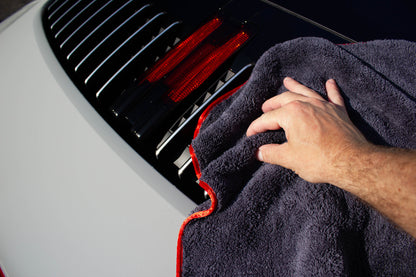 McFluffy 600 GSM Microfibre Towel, 40cm x 40cm