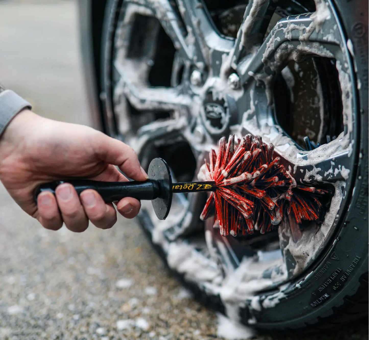 EZ Car Care Wheel Brush
