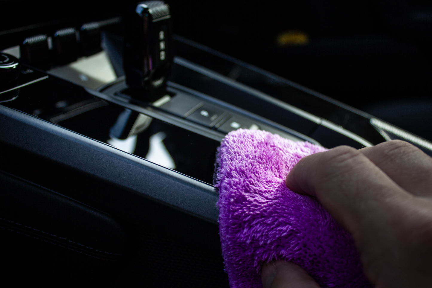 Supa Soft Purple 520 GSM Extra Plush Microfibre Towel, 40cm x 40cm